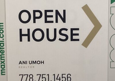 custom open house signs