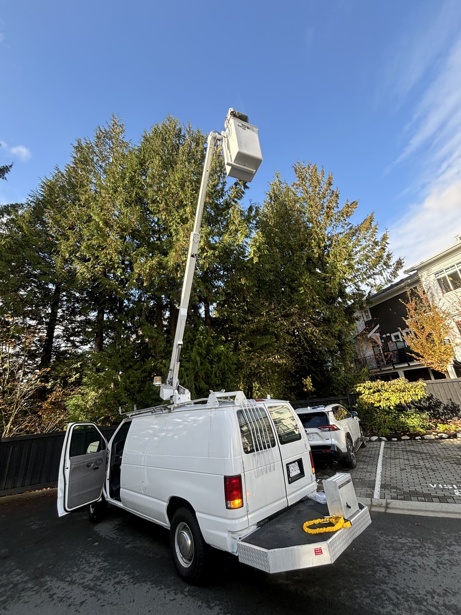 bucket truck rental near me