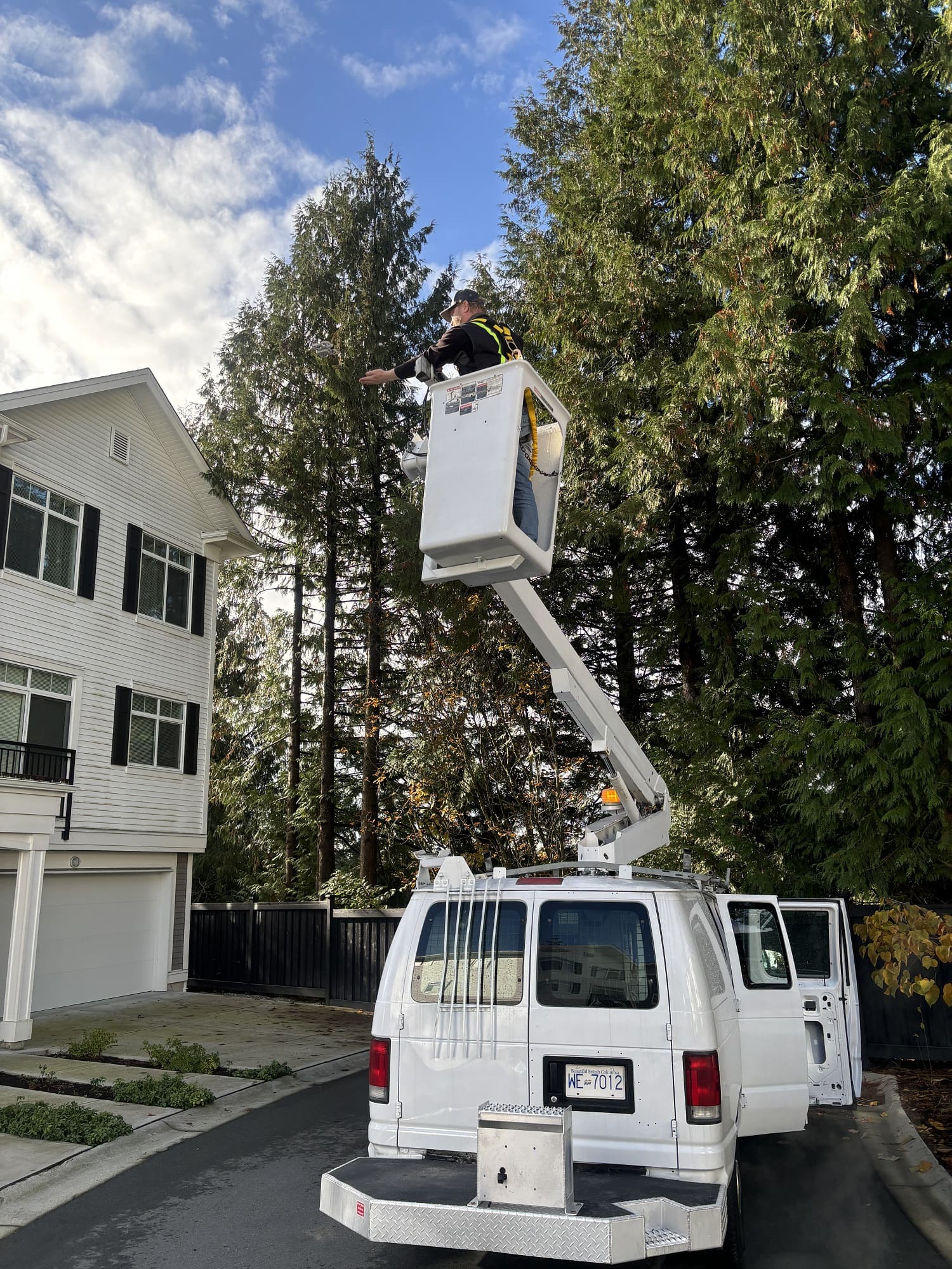 bucket truck rental vancouver